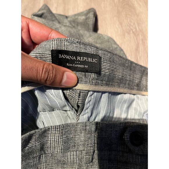 Banana Republic - Grayson Slim Tapered Pant / 32x 29 - Picture 5 of 7